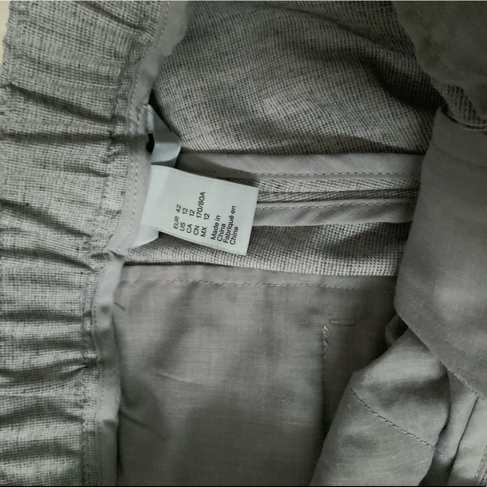 H&M Gray Ankle High-Waisted Dress Pant
